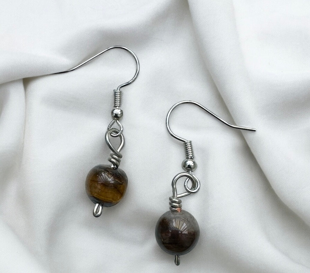.Gemstone Earring.