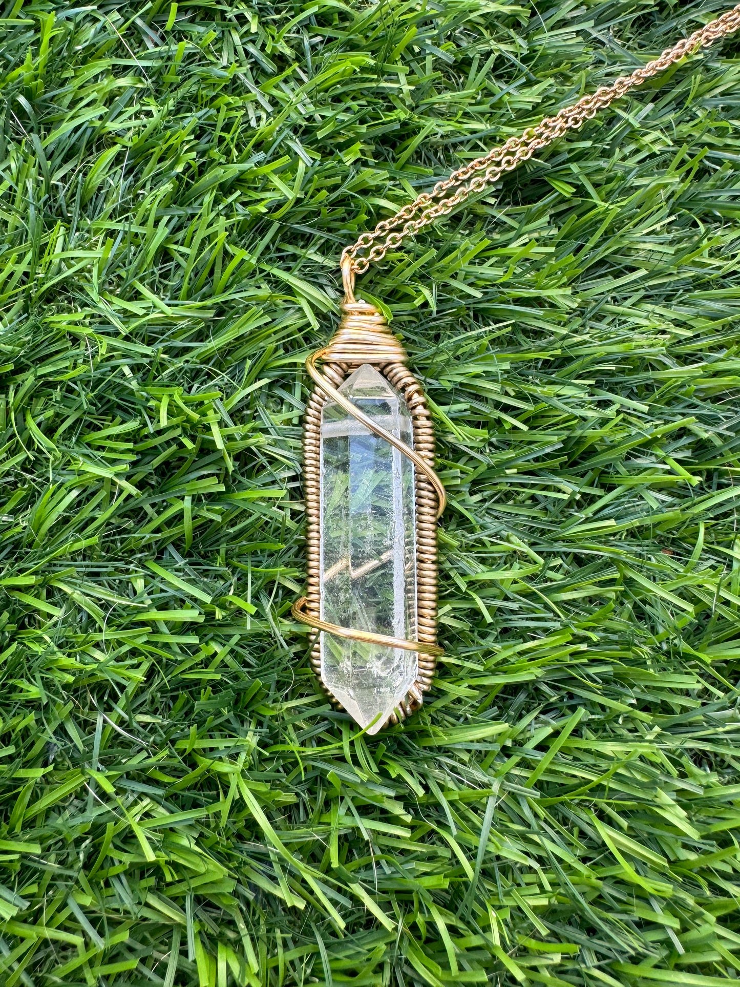 .Clear Quartz Pendant Point.
