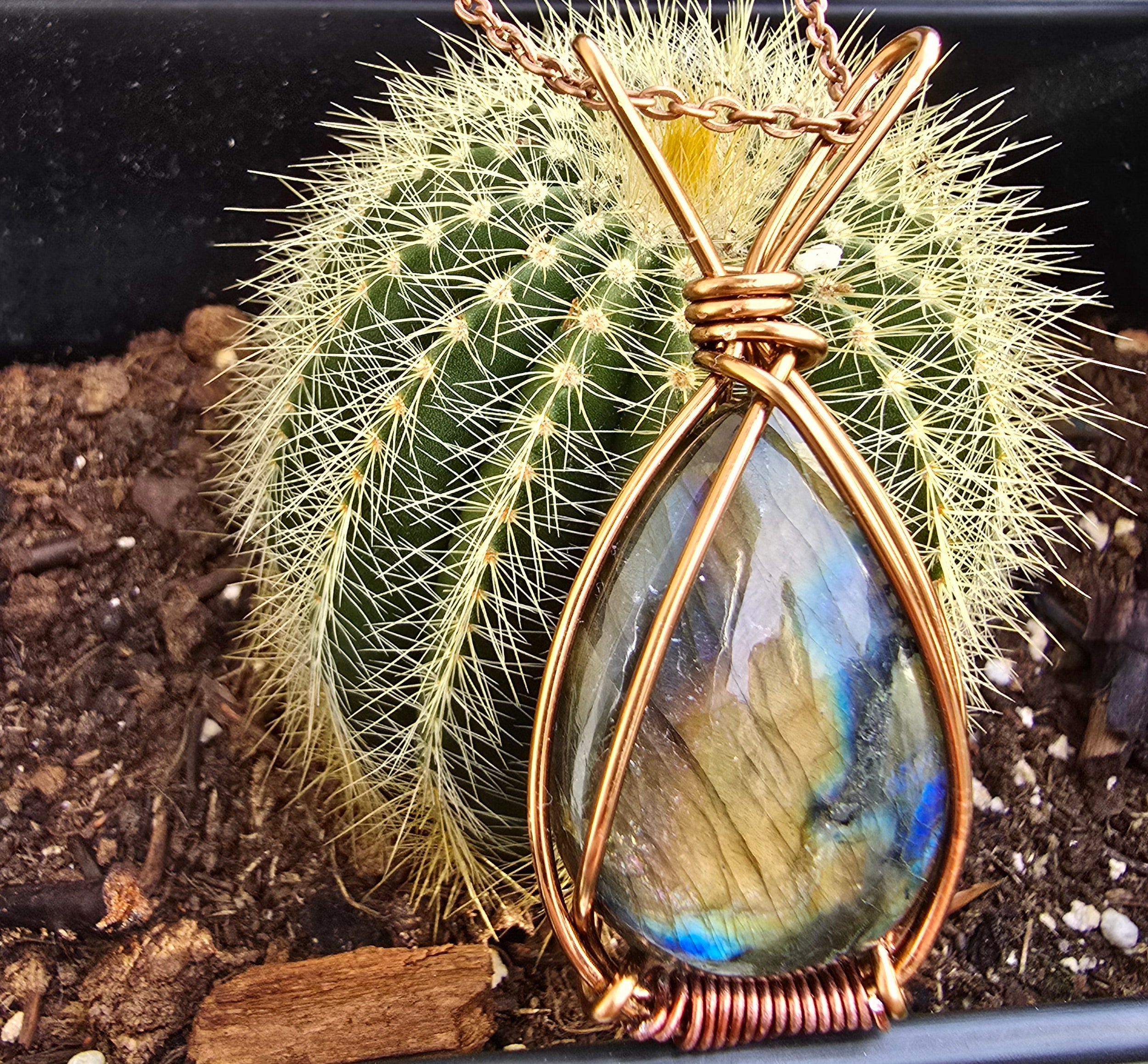 .Labradorite Pendant.