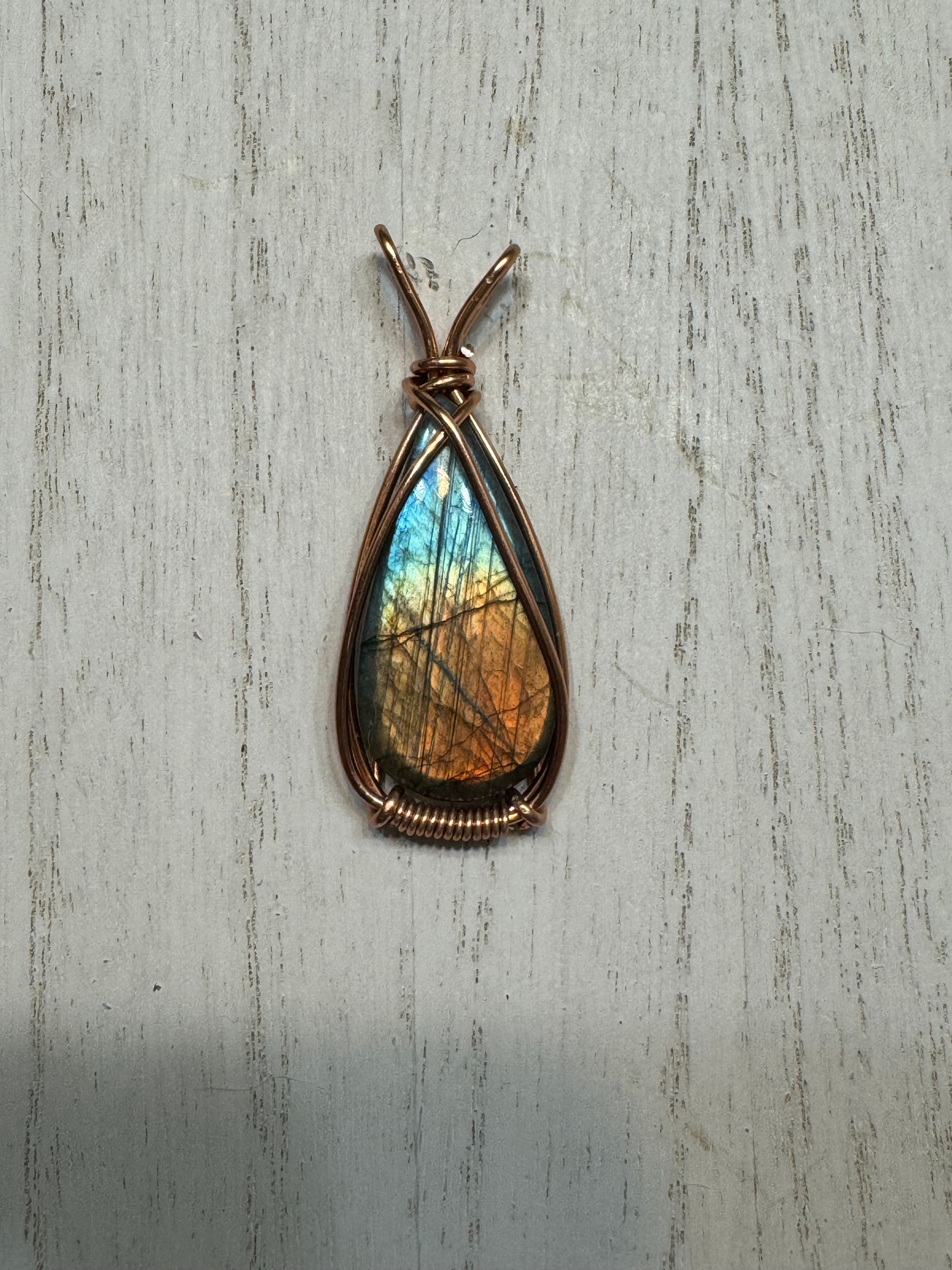 .labradorite Pendant.