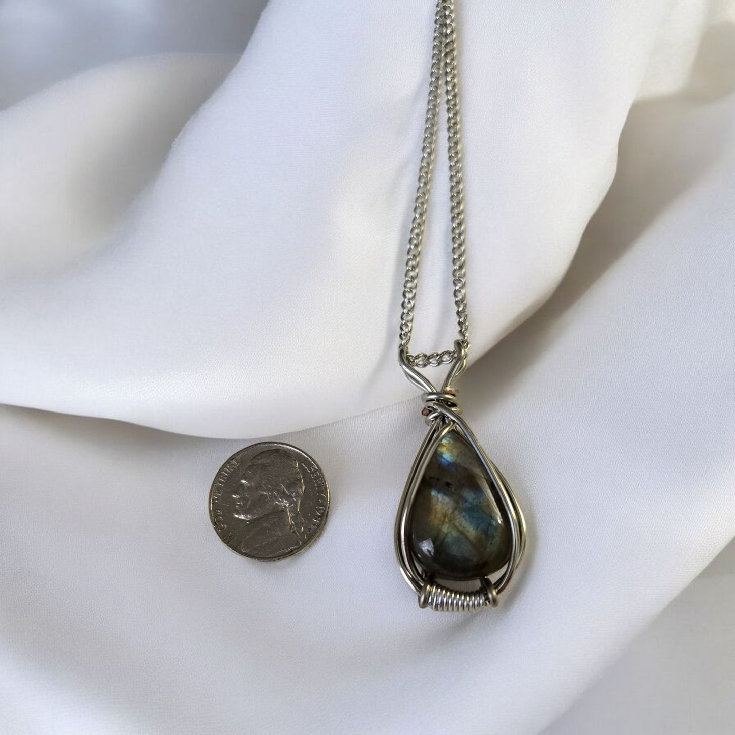 .Labradorite Pendant.